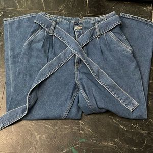 Divided H&M jeans worn once in good condition